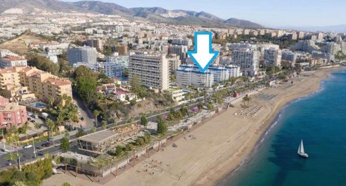 Costamar: Beachfront Family Retreat with Sea Views and Wi-Fi Benalmadena Exterior photo